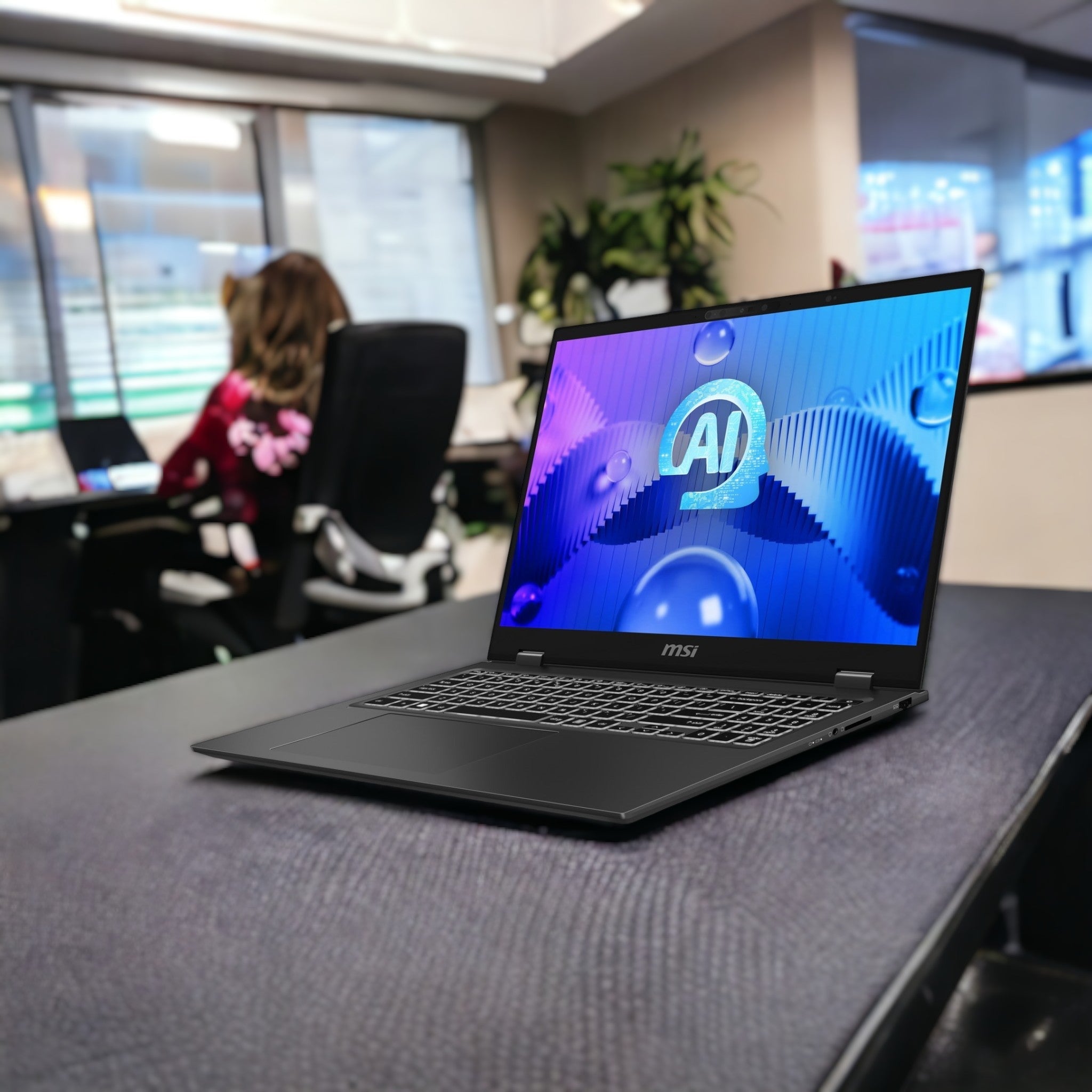 MSI Prestige 16 AI Evo B1MG-048US Ultra Thin Professional Laptop - 16