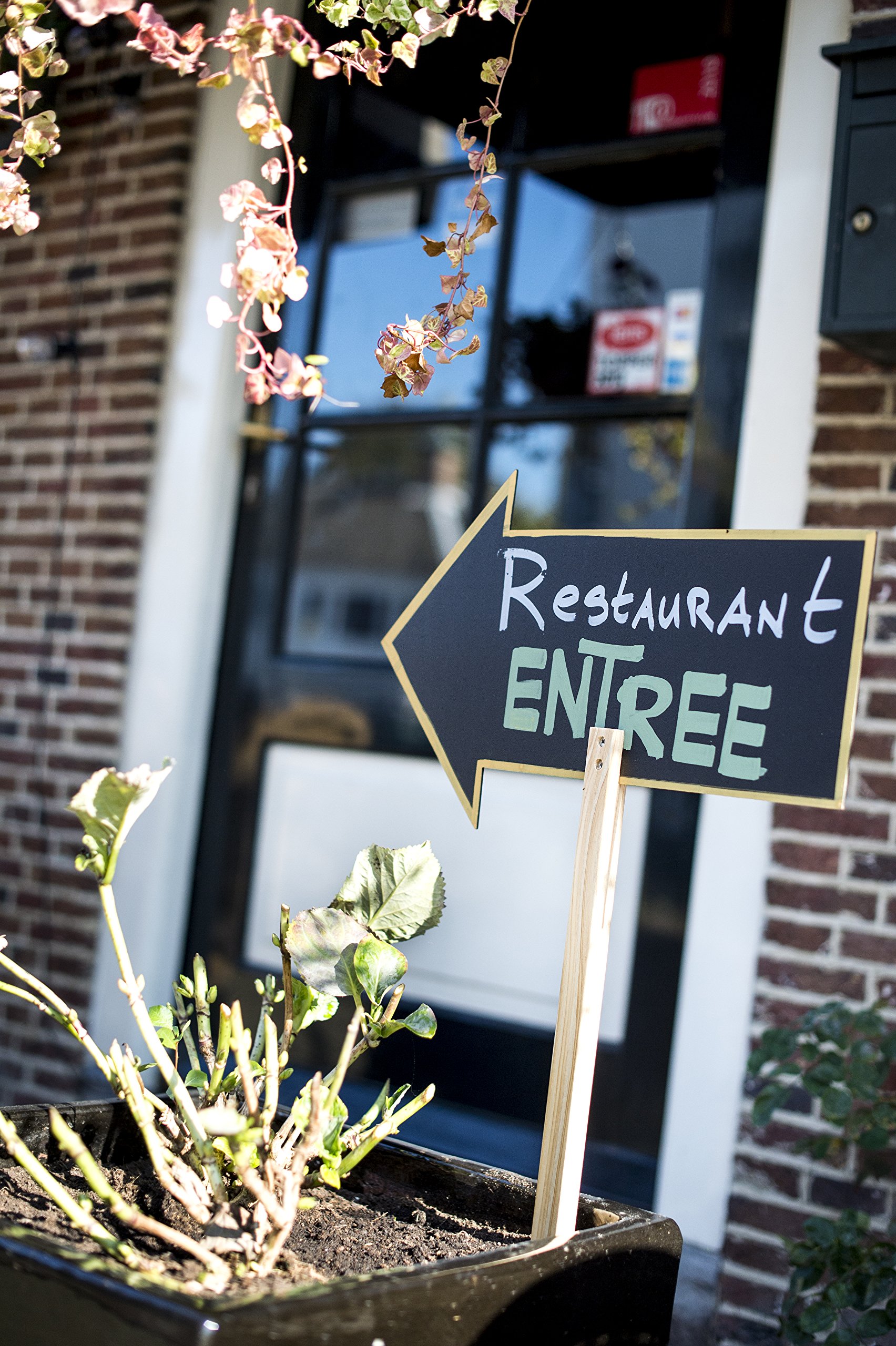 Silhouette Arrow Chalkboard Sign with Chalk Marker & Wooden Stand - FBS-ARROW | Perfect for Weddings, Cafes, and Home Decor