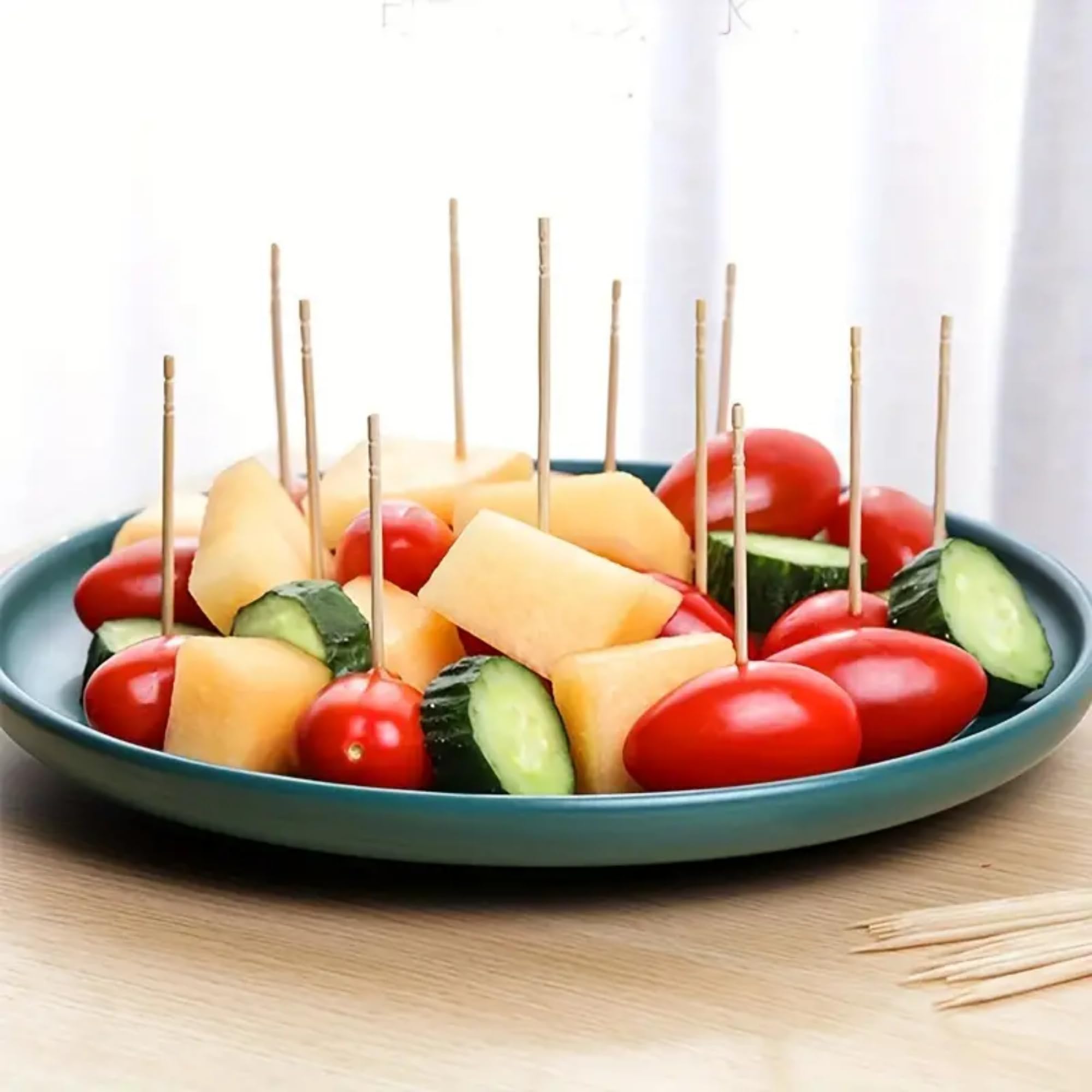 1000 Pack Natural Bamboo Wooden Toothpicks for Appetizers, BBQ, Fruit, Cocktails & Parties | Disposable Round Toothpicks for Teeth Cleaning | Sturdy & Safe Single-Sided Design | Perfect for Home, Restaurants & Catering Events