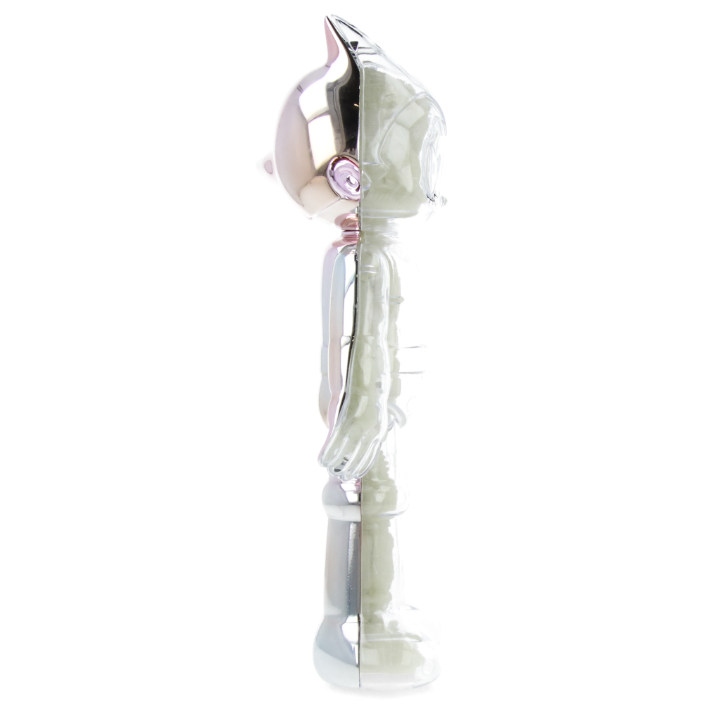 Astro Boy Diecast Metal Figure - Fantasy Color Edition (9 Inches/23 cm) - Collectible Anime Toy for Display & Gifts