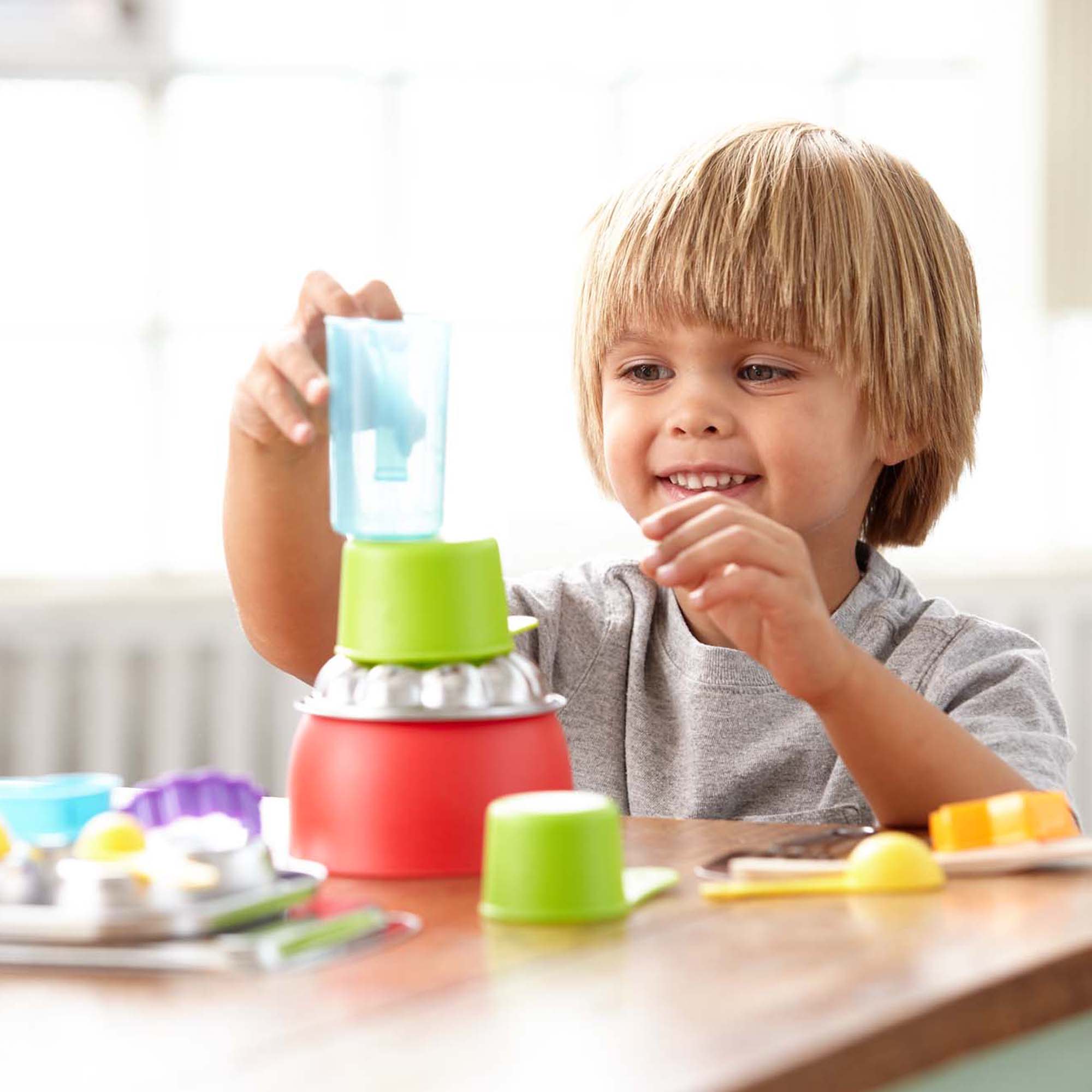 Let's Play House Baking Play Set - Kids Pretend Baking Toy for Creative Role Play - Perfect for Birthday Gifts & Indoor Playtime