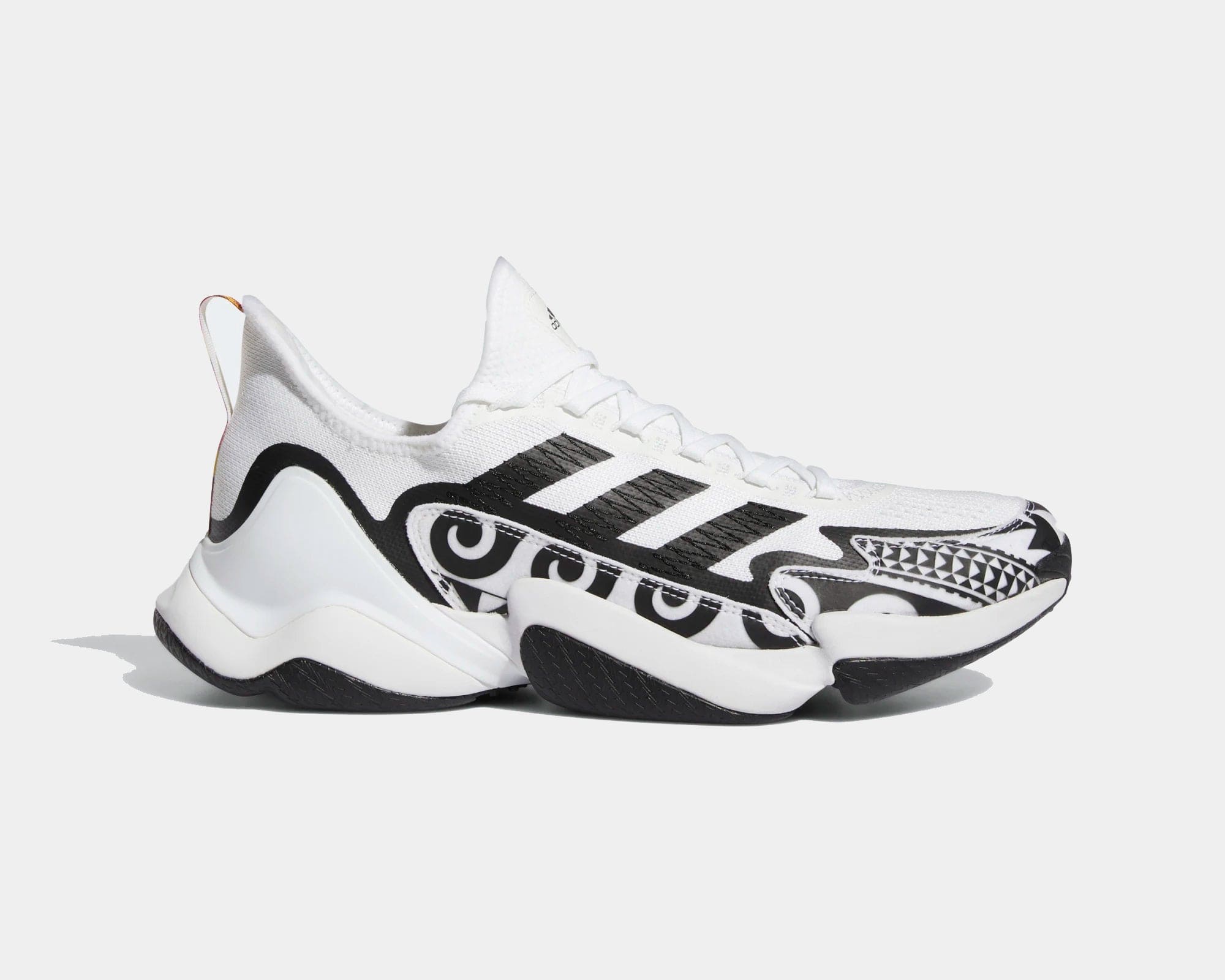 Cloud White / Core Black