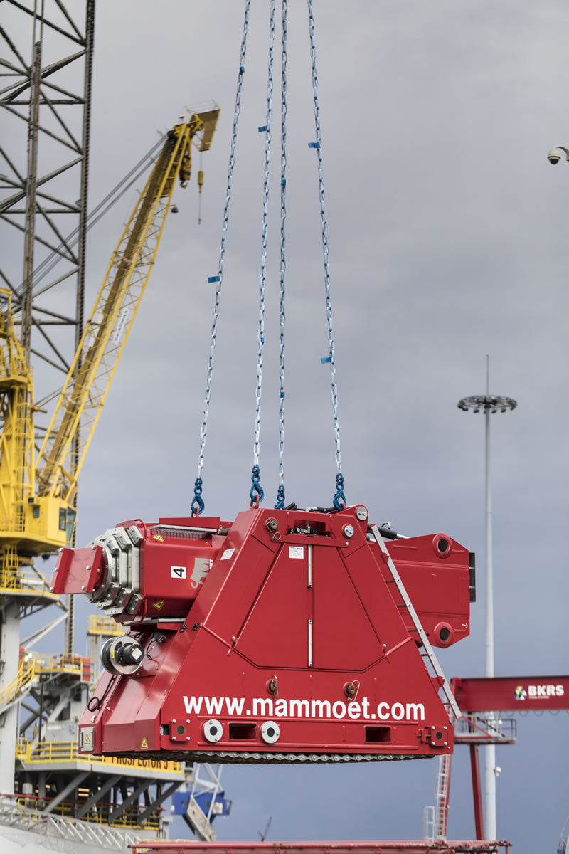 Dyneema Lifting Chain - High Strength Green Pin Tycan for Heavy Duty Rigging, Marine & Industrial Use