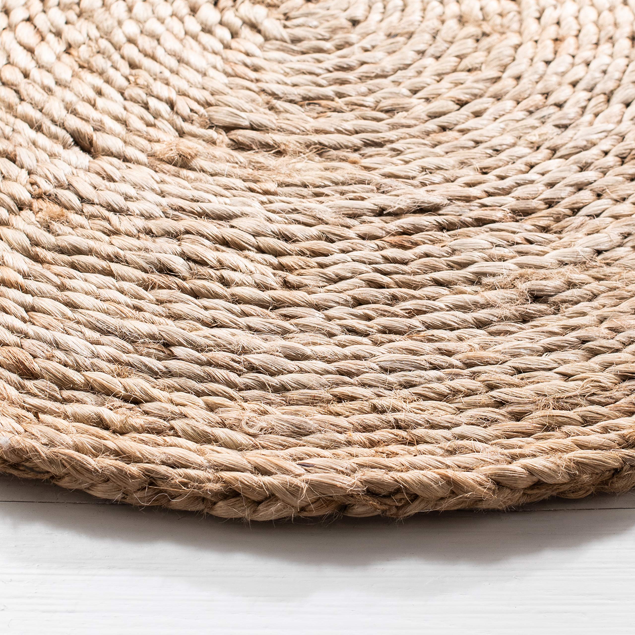 SAFAVIEH Natural Fiber Handmade Jute Area Rug - 8' Round Boho Farmhouse Style, Eco-Friendly Floor Mat for High Traffic Living Room & Bedroom Decor | Perfect for Cozy Home, Office or Nursery (NF164A)