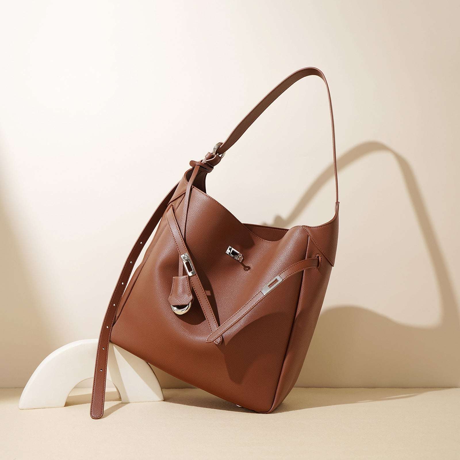 Stylish and Durable Bucket Bag for Women - Fashionable Crossbody Shoulder Bag with Adjustable Strap - Perfect for Travel, Shopping, and Everyday Use
