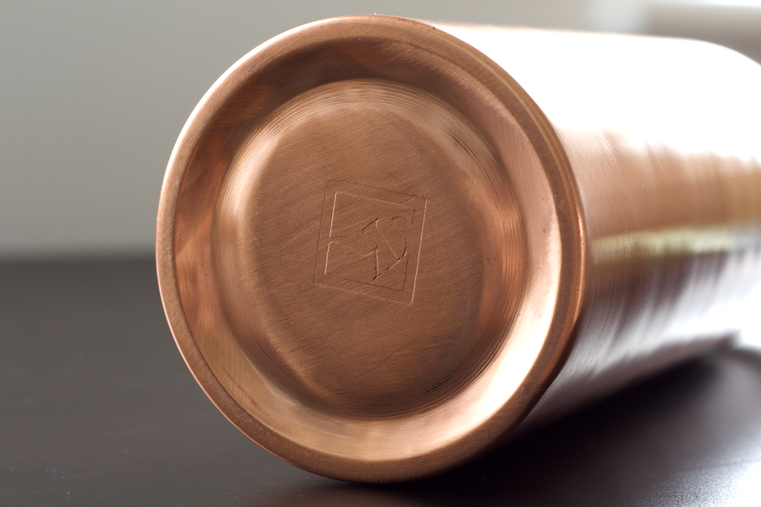 Kosdeg Copper Water Bottle 34oz (1L) - Insulated, Leak-Proof & BPA-Free for Gym, Hiking & Everyday Hydration