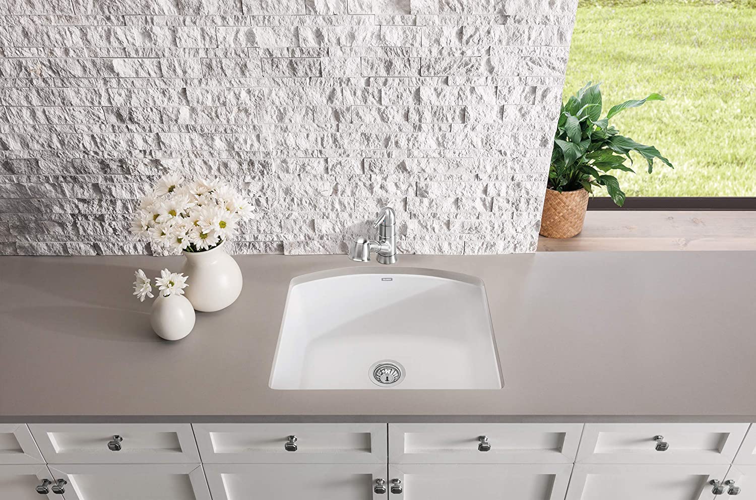 Blanco Diamond Single Bowl SILGRANIT Kitchen Sink - Premium 33% Granite Composite Undermount Sink for Modern Kitchens | Durable & Scratch-Resistant | Perfect for Cooking, Washing Dishes & Food Prep