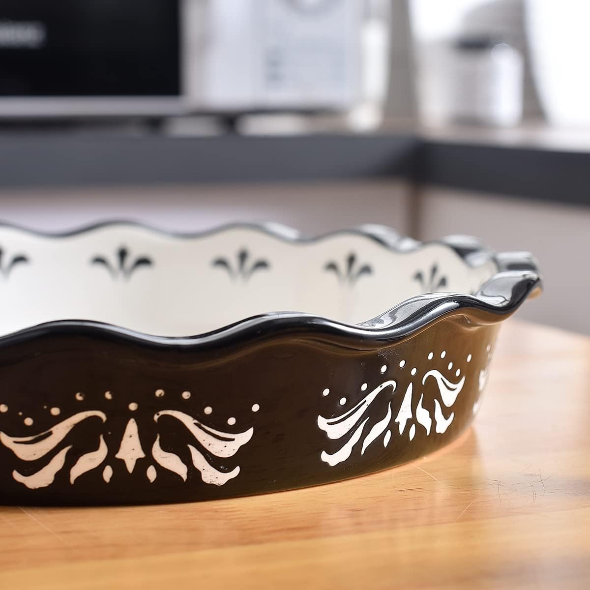 9 Inch Stoneware Pie Plate Set of 2 - Deep Dish Nonstick Baking Pans for Pies, Quiches & Casseroles - Oven & Microwave Safe Black Ceramic Bakeware