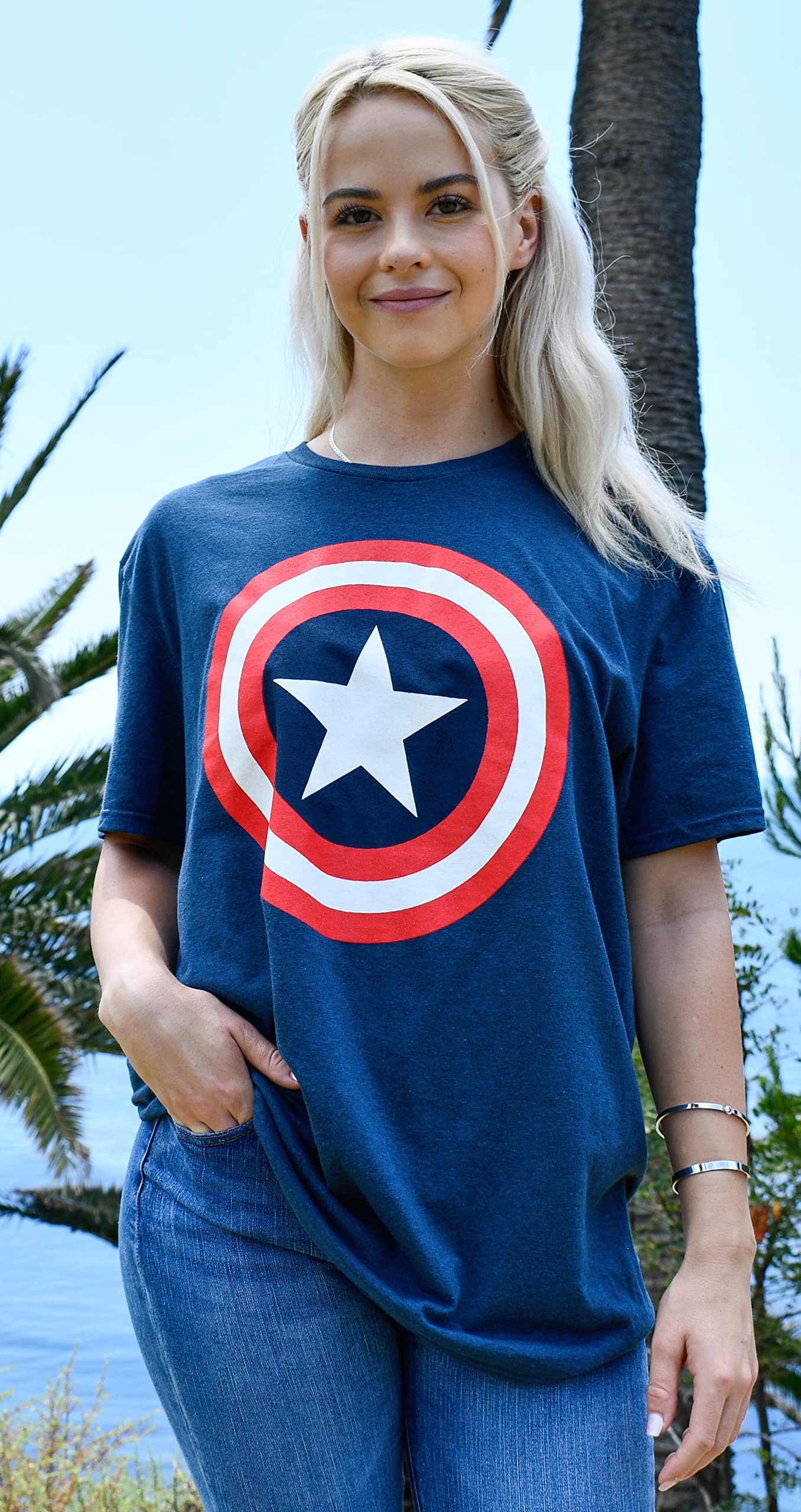 Marvel Captain America Distressed Shield Logo Men's T-Shirt | Superhero Graphic Tee for Fans & Collectors | Casual Wear, Cosplay & Comic Con Outfits