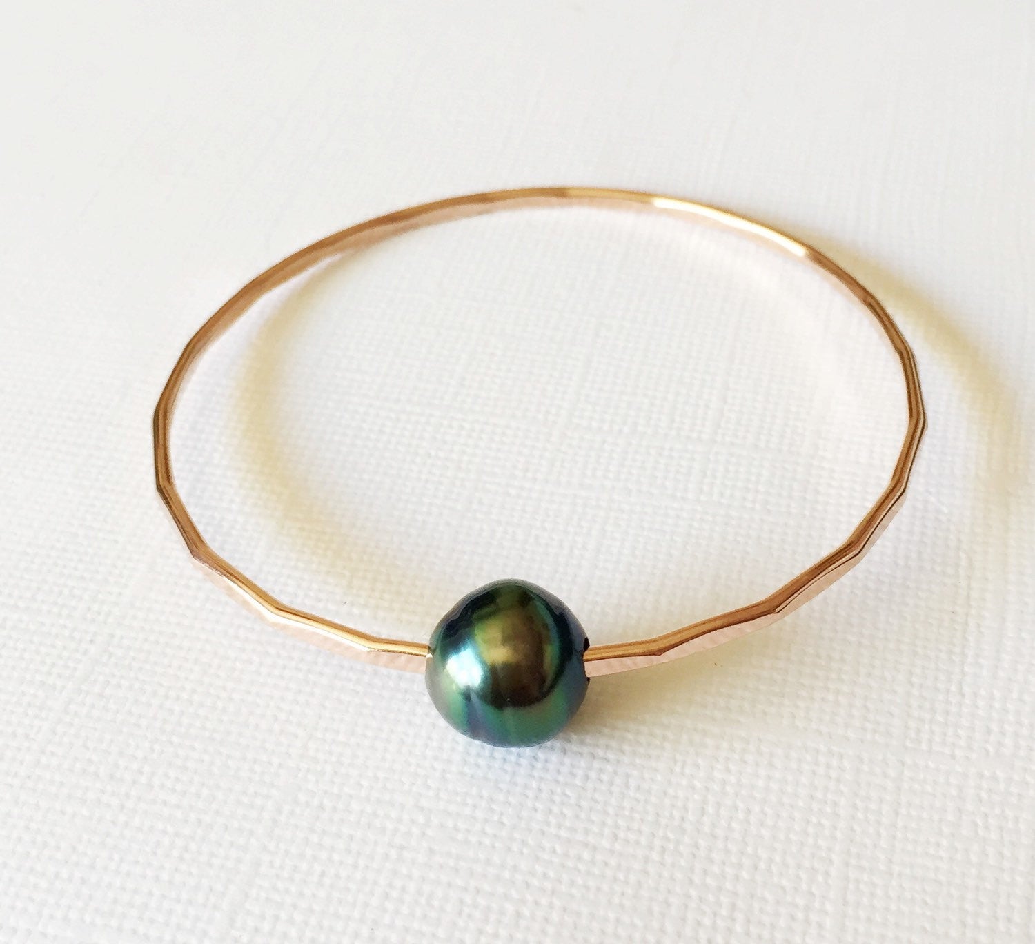 Bangle Leah (B106) - Elegant Fashion Bracelet for Women | Perfect for Parties, Weddings & Daily Wear