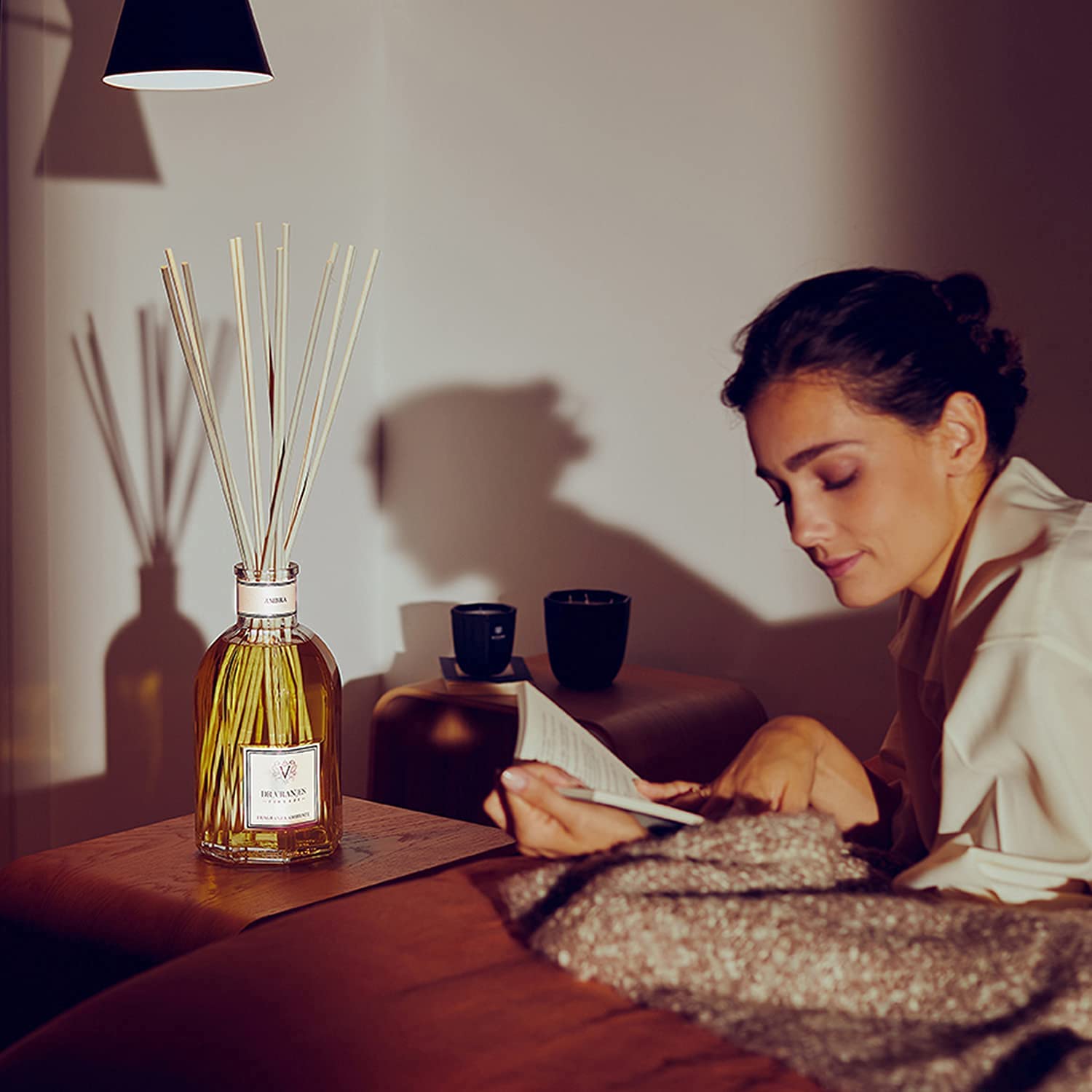 Dr. Vranjes Ambra 1250ml Premium Reed Diffuser Set with 3 White Rattan Sticks - Italian Luxury Home Fragrance, Oriental Scent with Amber, Patchouli & Sandalwood Notes - Perfect for Living Room, Bedroom & Office Decor