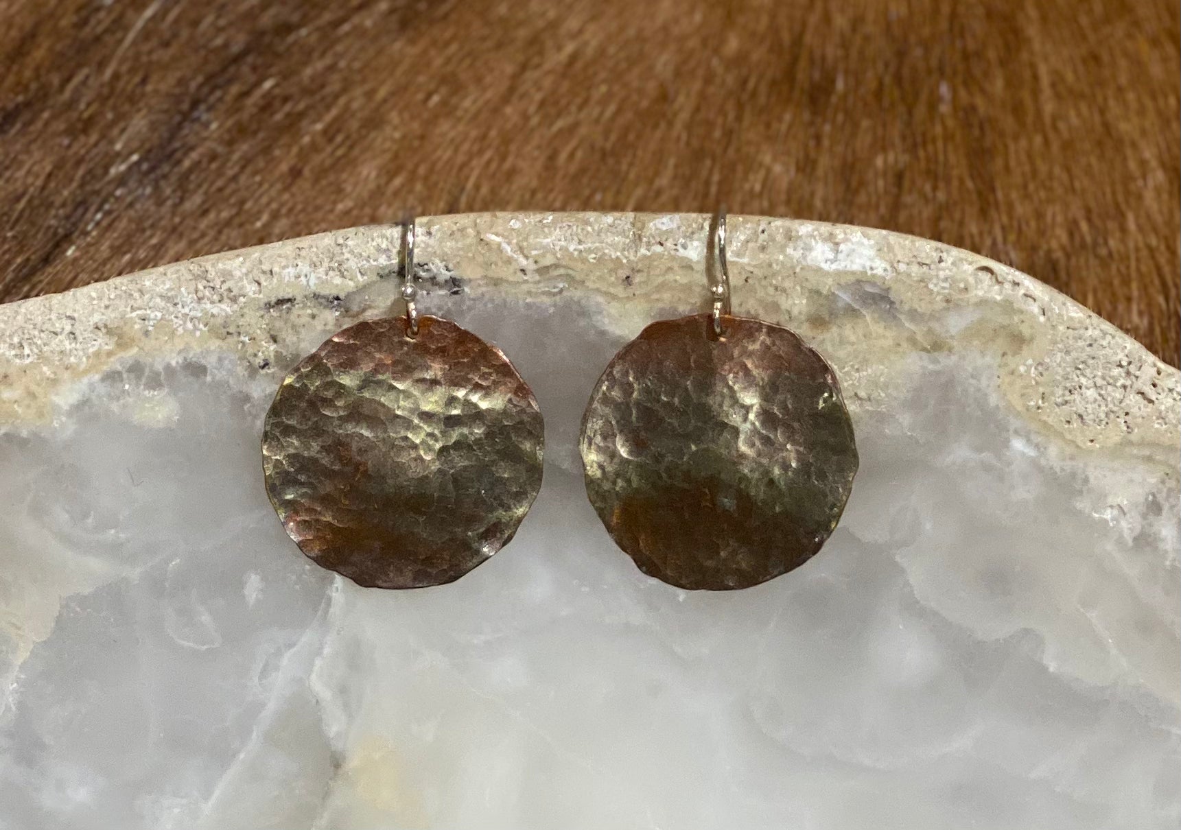 Elegant Medium Copper Earrings for Women - Hypoallergenic & Lightweight Jewelry for Everyday Wear & Special Occasions