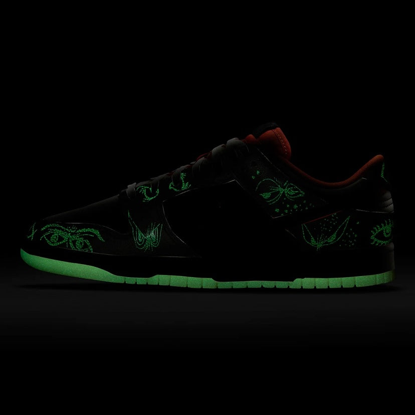 Nike Dunk Low GS Halloween Edition - Black Orange Glow Sneakers for Girls | Perfect for Halloween Costumes & Streetwear Fashion