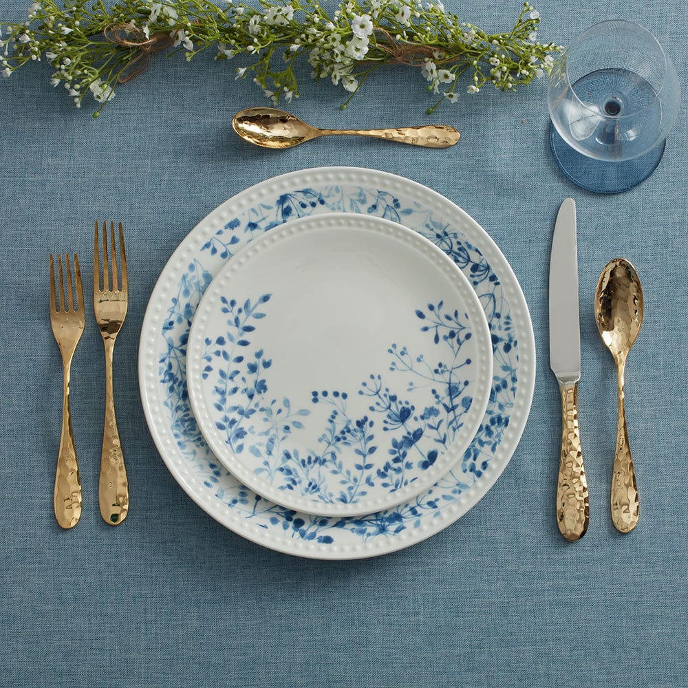 Taryn 16-Piece Dinnerware Set - Service for 4 - Porcelain Dinner Plates, Salad Plates, Bowls & Mugs - Elegant Tableware for Everyday Dining, Dinner Parties & Family Gatherings