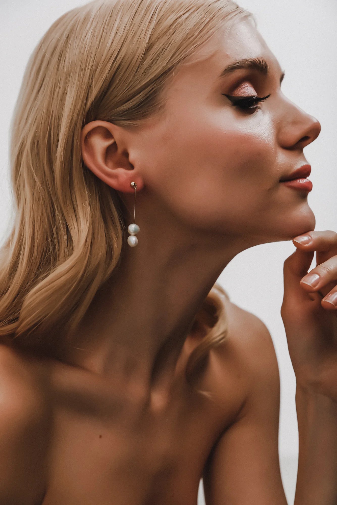 Elena E045 Elegant Dangle Earrings for Women - Hypoallergenic Gold Plated Jewelry - Perfect for Parties, Weddings & Everyday Wear