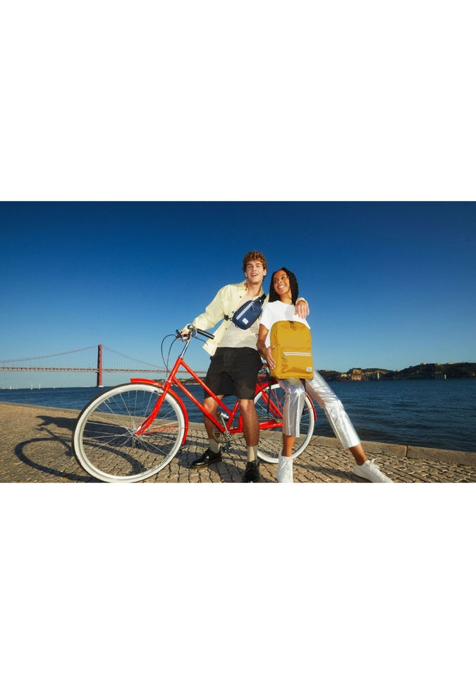 American Tourister Brightup Sling Bag - Lightweight Crossbody Travel Bag for Men & Women, Perfect for Hiking, Commuting & Everyday Use
