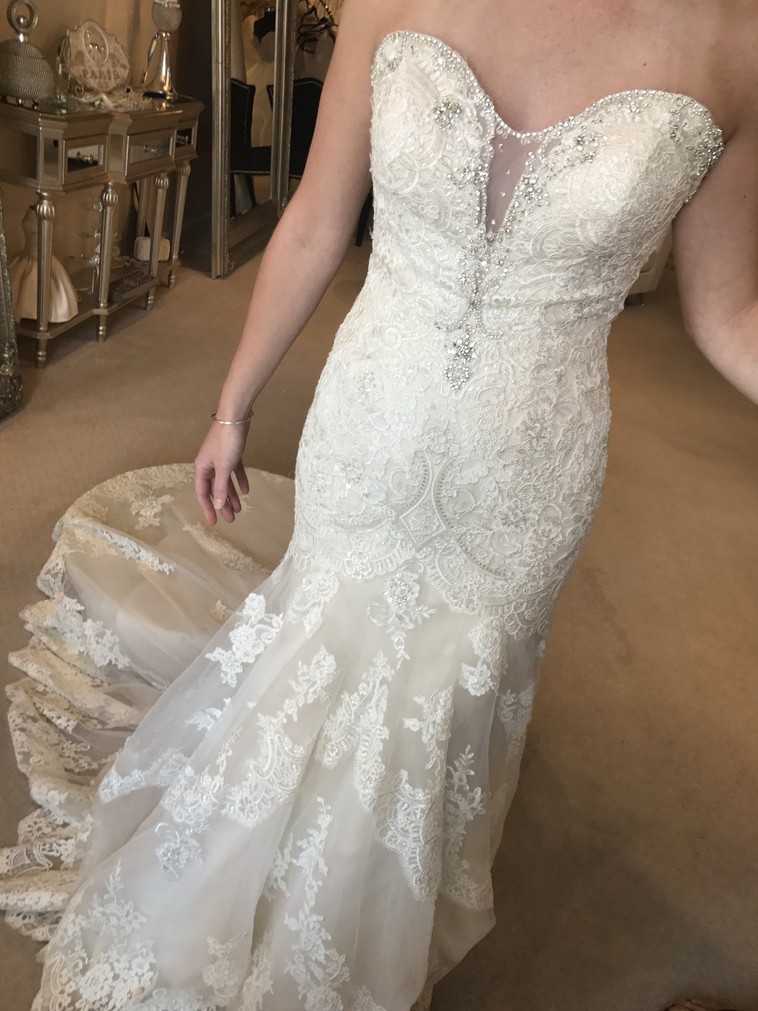 Allure Bridals 9376 Wedding Gown - Elegant Lace Bridal Dress for Bride, Perfect for Church Ceremony & Formal Reception