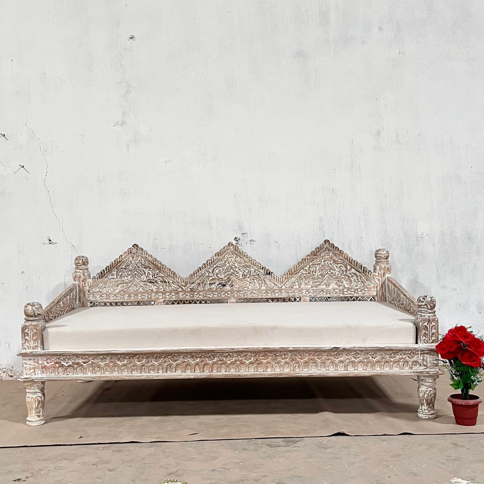 Hand Carved Indian Solid Hardwood Rustic White 3-Seater Daybed Sofa - Perfect for Living Room, Patio, or Bedroom Relaxation