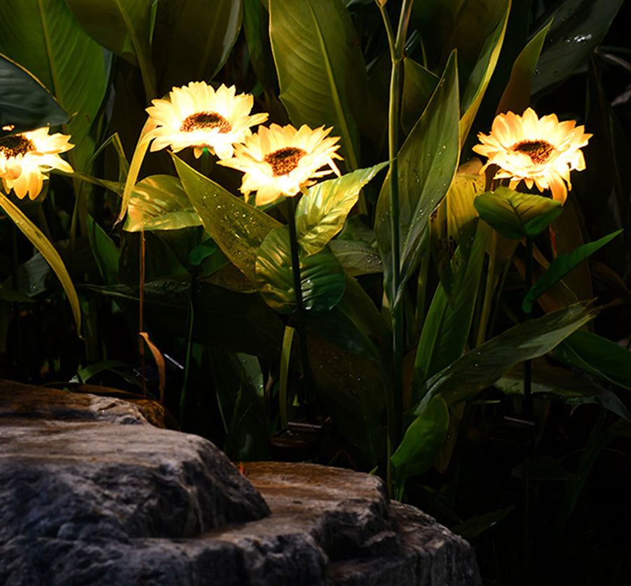 Solar Powered Sunflower LED Garden Light - Waterproof Outdoor Decorative Lighting for Yard, Patio, Pathway - Perfect for Landscape, Backyard, Wedding Decor