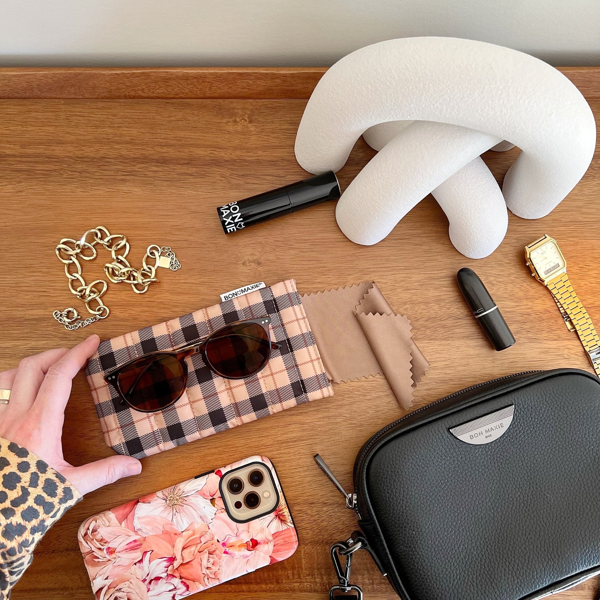 Easy Squeezy Glasses Case - Tan Tartan Pattern Eyewear Protector | Travel, Office & Daily Use for Men & Women