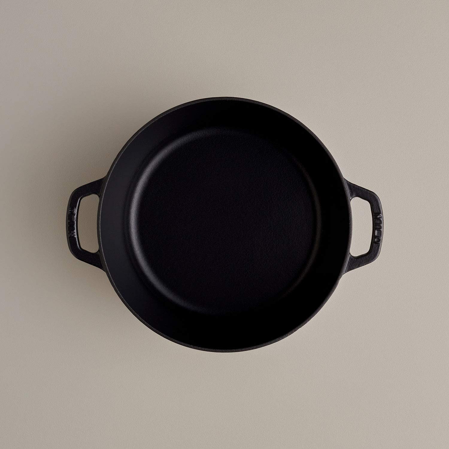 Premium 5.5-Quart Enameled Cast Iron Dutch Oven with Lid - Kana Milo Black & Gold Casserole Pot | Oven & Dishwasher Safe | Even Heat Distribution for Soups, Stews & Bread Baking | Perfect for Family Dinners & Entertaining