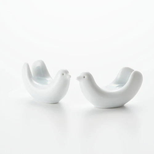Premium Japanese Hasami Yaki Ceramic Bird-Shaped Chopstick Rest Set (2-Piece) - Elegant Tableware for Sushi, Asian Dining & Home Decor