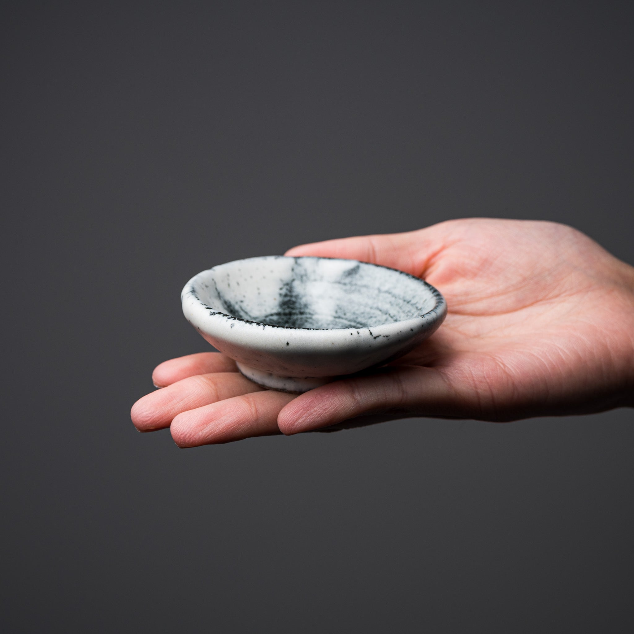 NINSHU Small Ceramic Dish - Elegant Japanese Sou Un / 創雲 Bowl for Soy Sauce, Sushi, Dipping Sauces | Perfect for Dining, Restaurants, and Home Use