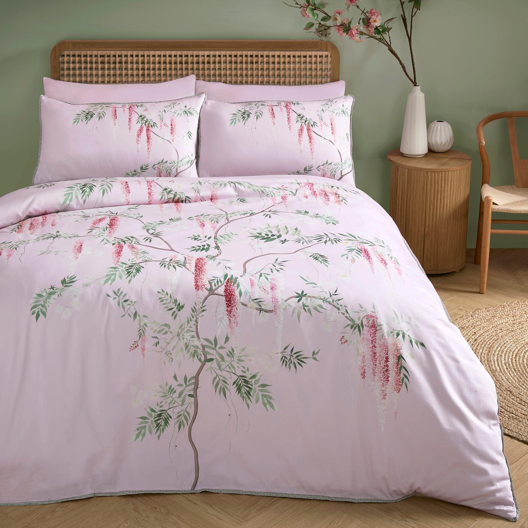 Soiree Enya Duvet Cover Set - Soft Pink Luxury Bedding, Queen Size 3-Piece Set with Pillow Shams - Perfect for Master Bedroom, Guest Room & Cozy Home Decor