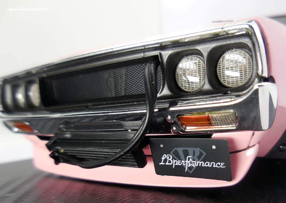1:18 Scale Nissan Kenmeri 2DR LB Works Pink Diecast Model Car - Collectible Japanese Classic Vehicle for Display & Racing Enthusiasts - Perfect for Home Decor, Office Display & Car Collection Showcase