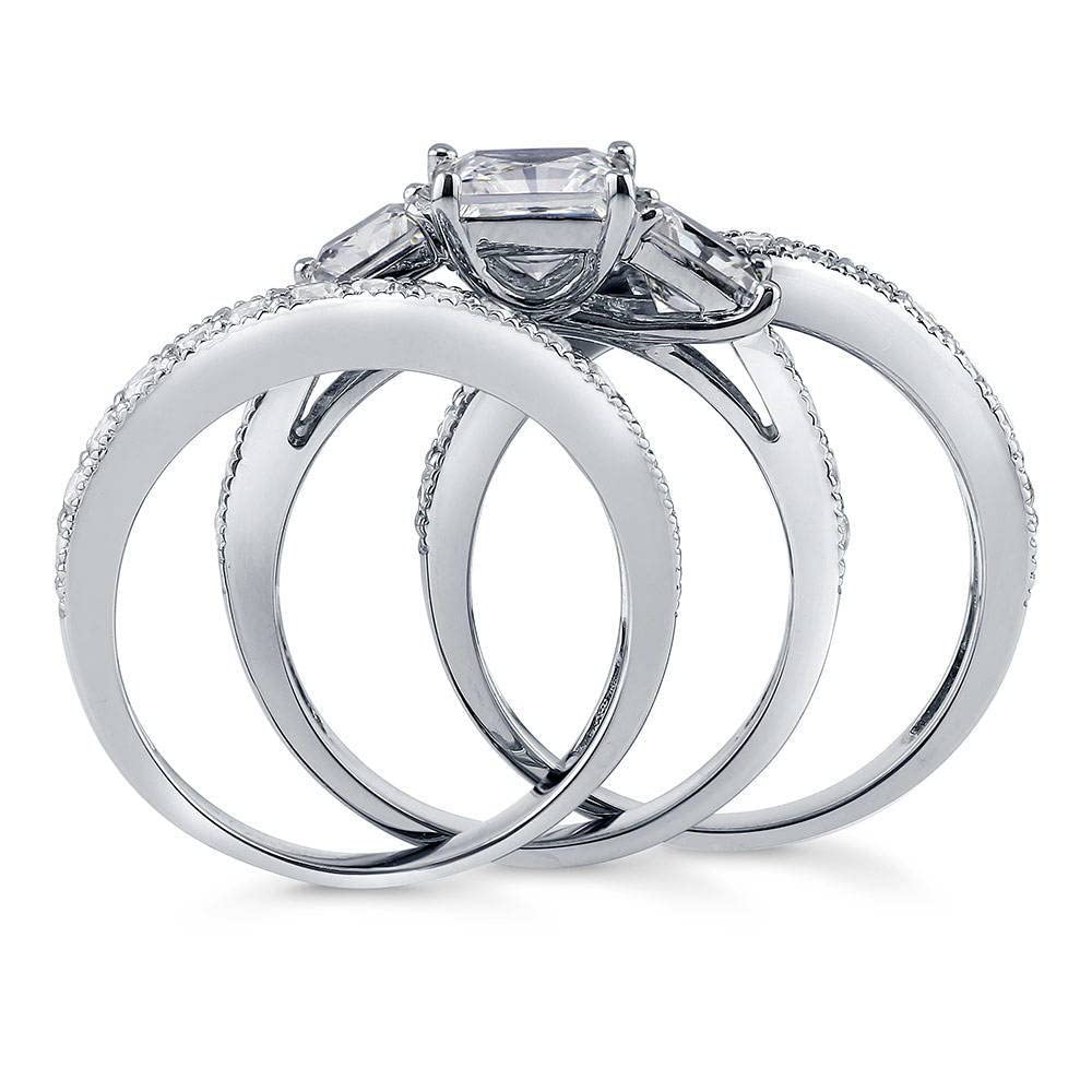 BERRICLE Sterling Silver 3-Stone Wedding & Engagement Ring Set for Women - 1.6 Carat Princess Cut Cubic Zirconia CZ - Rhodium Plated Size 4-10 - Perfect for Proposals, Anniversaries & Bridal Jewelry Gifts