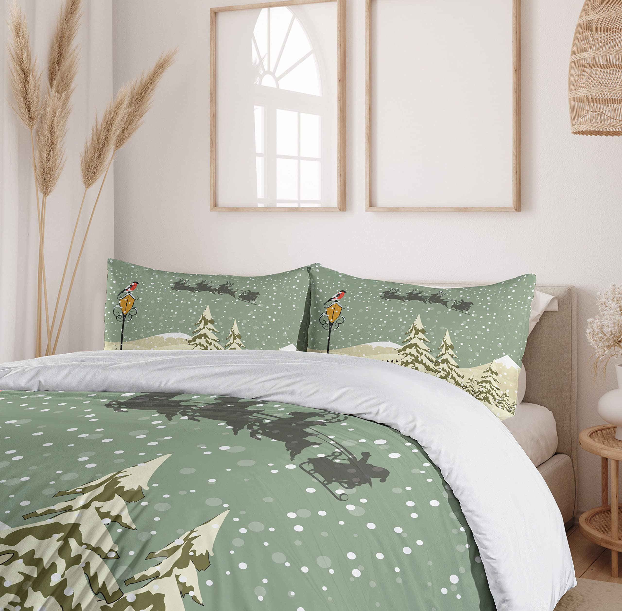Ambesonne Christmas Duvet Cover Set - Santa Claus & Flying Reindeer Holiday Bedding, 3-Piece King Size Winter Themed Comforter Cover with 2 Pillow Shams in Beige Green White | Perfect for Festive Bedroom Decor, Holiday Guest Rooms & Cozy Winter Nights