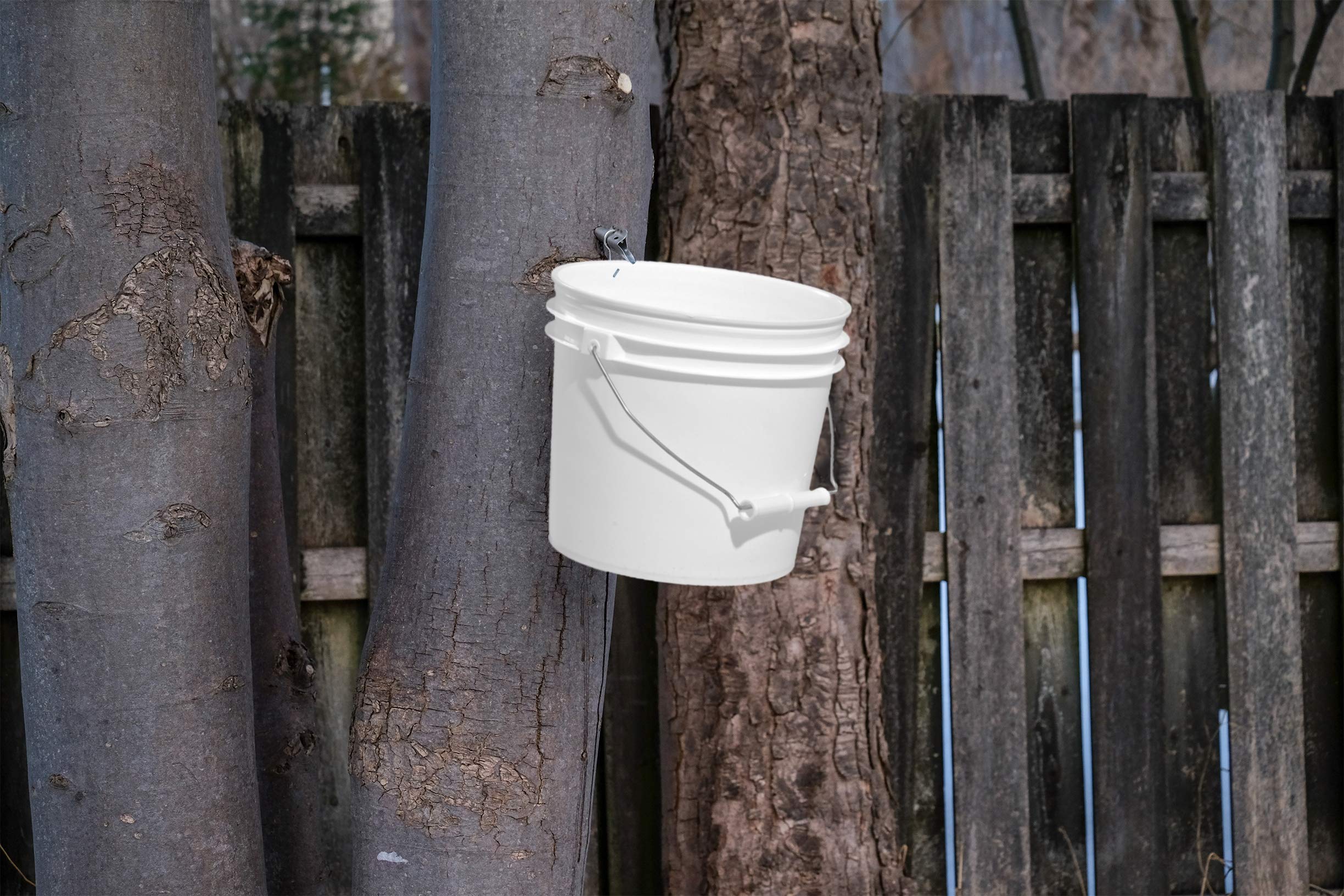 Illing® Premium 1 Gallon HDPE White Buckets with Lids - 8 Pack Food Grade Maple Syrup Storage Containers for Kitchen, Restaurant & Bulk Liquid Storage