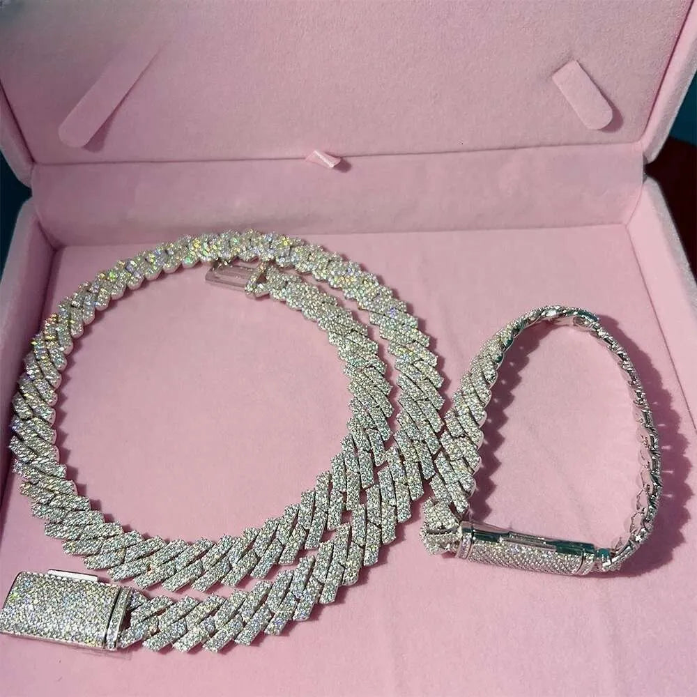 24K Gold Plated Moissanite Cuban Link Chain Necklace 14mm for Men & Women - Perfect for Parties, Weddings & Everyday Luxury