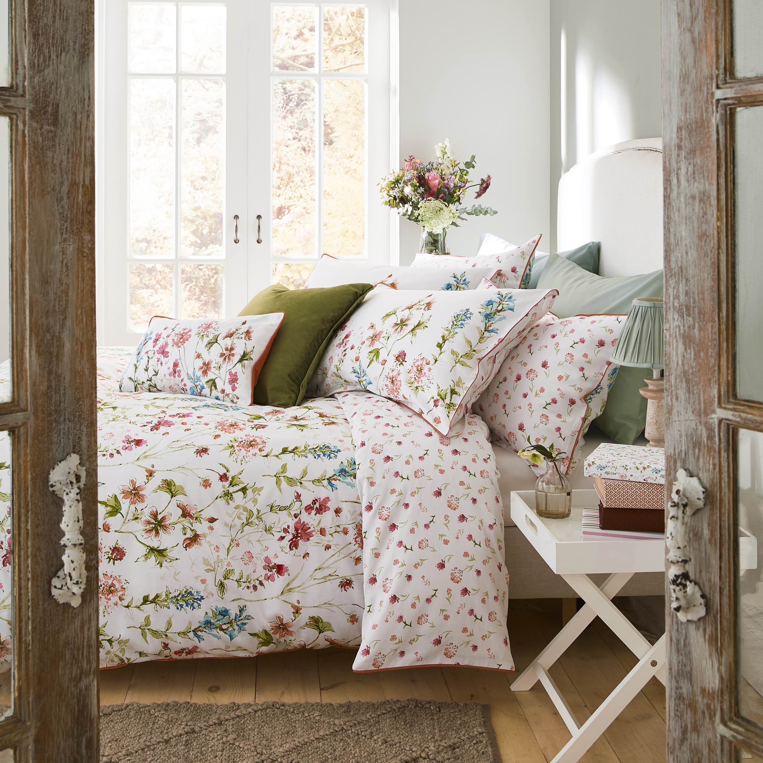 Laura Ashley Wild Meadow Duvet Cover Set - King Size, 100% Cotton, Crimson Floral Bedding - Perfect for Master Bedroom, Guest Room & Cozy Farmhouse Decor