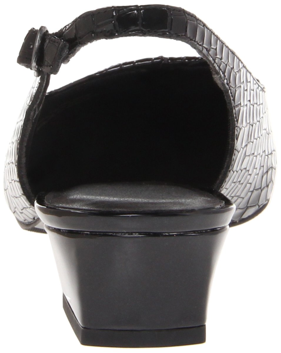 Trotters Women's DEA Comfortable Slip-On Loafers - Stylish & Lightweight Casual Shoes for Work, Travel & Everyday Wear