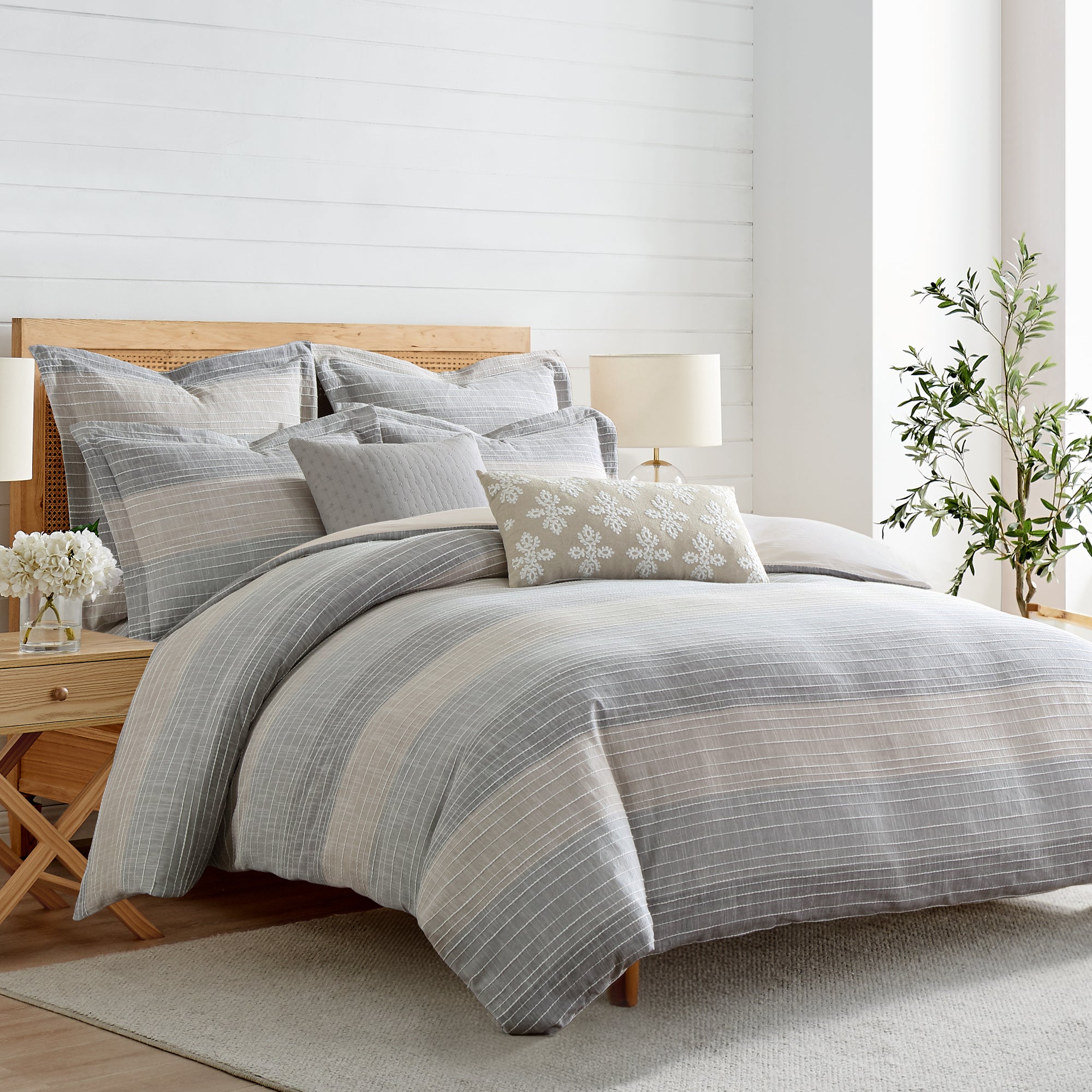 Sand Stripes Duvet Cover Set - Soft & Breathable Bedding Set with Pillowcases - Perfect for Modern Bedroom, Guest Room & Dorm Decor