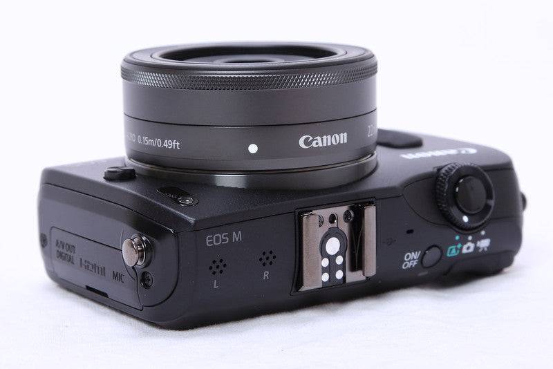Canon EOS M Mirrorless Digital Camera with EF-M 22mm f/2 STM Lens (Black) - Perfect for Travel Photography & Vlogging