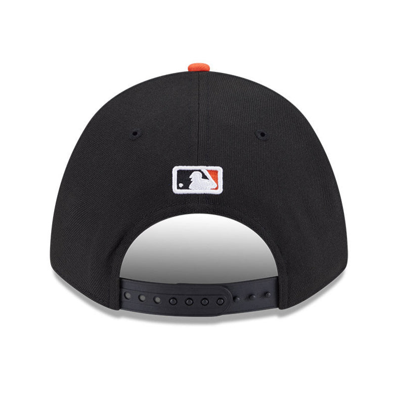 New Era 9Forty M Crown San Francisco Giants Snapback Adjustable Baseball Cap - Black & Orange - Perfect for Game Day, Fan Outfits & Streetwear Fashion