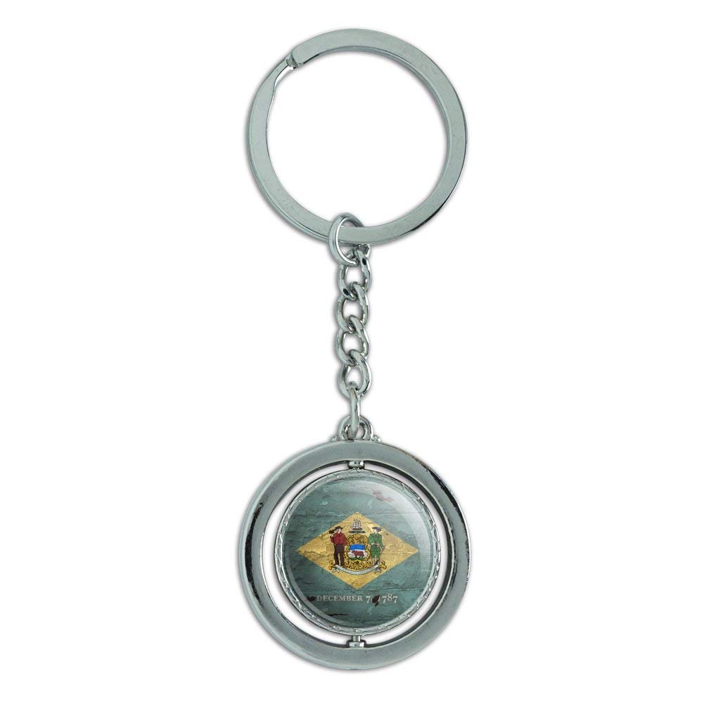 Vintage Rustic Delaware State Flag Keychain - Distressed USA Design, Spinning Round Chrome Plated Metal - Perfect for Gifts, Travel & Key Organization
