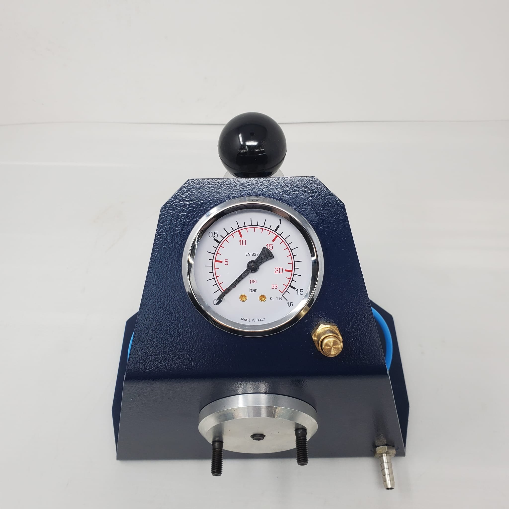 Professional Carb Control Check Pump - High Precision Fuel Pressure Tester for Automotive Diagnostics (Blue) - Perfect for Mechanics, DIY Enthusiasts & Car Maintenance