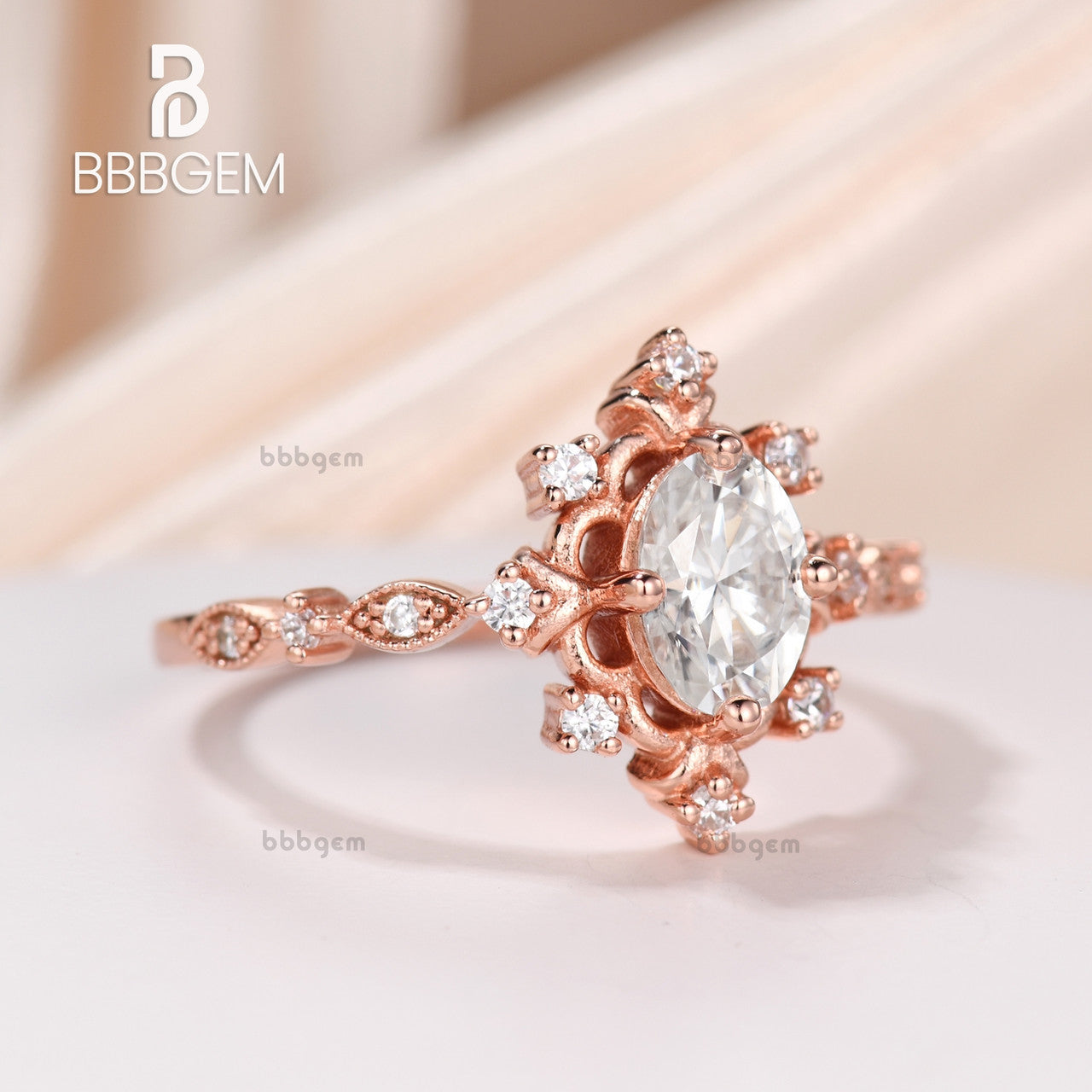 Vintage Oval Moissanite Engagement Ring 1 Carat Victorian Cluster VVS Moissanite Wedding Ring - Elegant Bridal Jewelry for Proposals, Anniversaries & Special Occasions