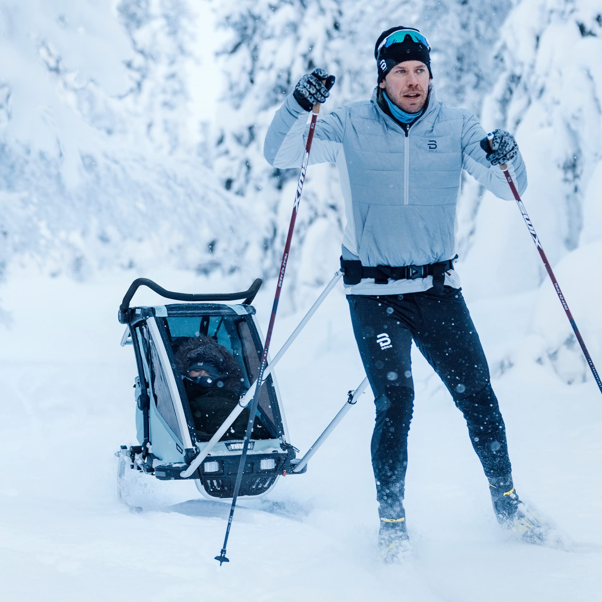 Thule Stroller Footmuff - Warm & Waterproof Baby Stroller Cover for Winter - Cozy Infant Footmuff for Thule Chariot, Urban Glide & More - Perfect for Cold Weather Walks, Jogging & Outdoor Adventures