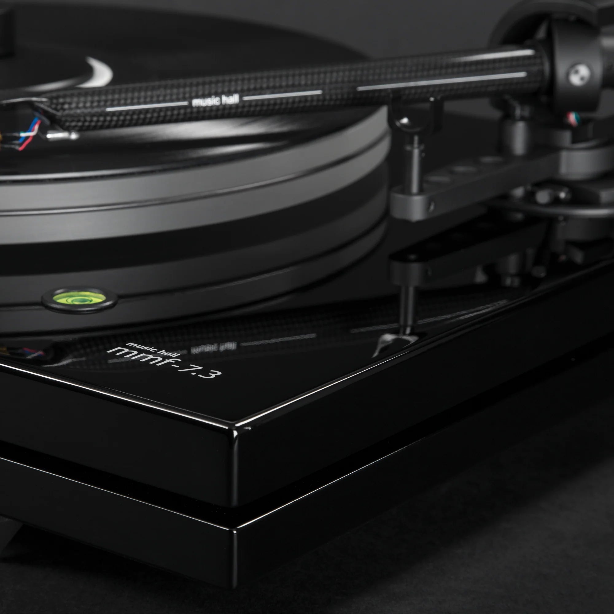Music Hall MMF 7.3 Turntable - High-End Vinyl Record Player with Belt Drive & Adjustable Tonearm | Perfect for Audiophiles & Home Entertainment Systems