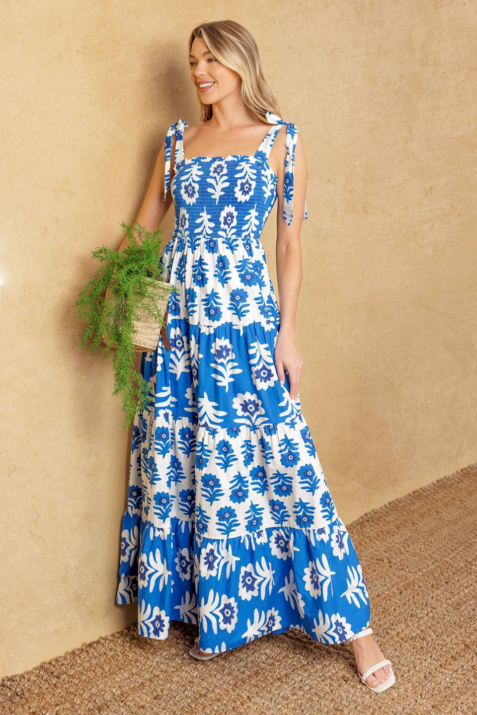 Elegant GLAMOUR IN MOTION Flowy Woven MAXI DRESS for Women - Perfect for Summer Beach Vacations, Weddings & Date Nights