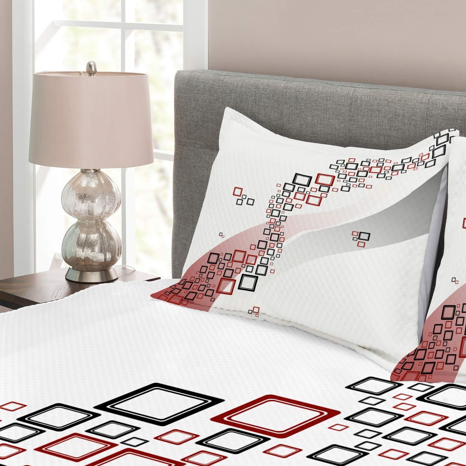 Ambesonne Abstract Queen Bedspread Set - 3 Piece Geometric Fractal Design with Grey & Red Wavy Backdrop, Includes Coverlet & 2 Pillow Shams | Modern Home Decor for Bedroom, Guest Room & Dorm
