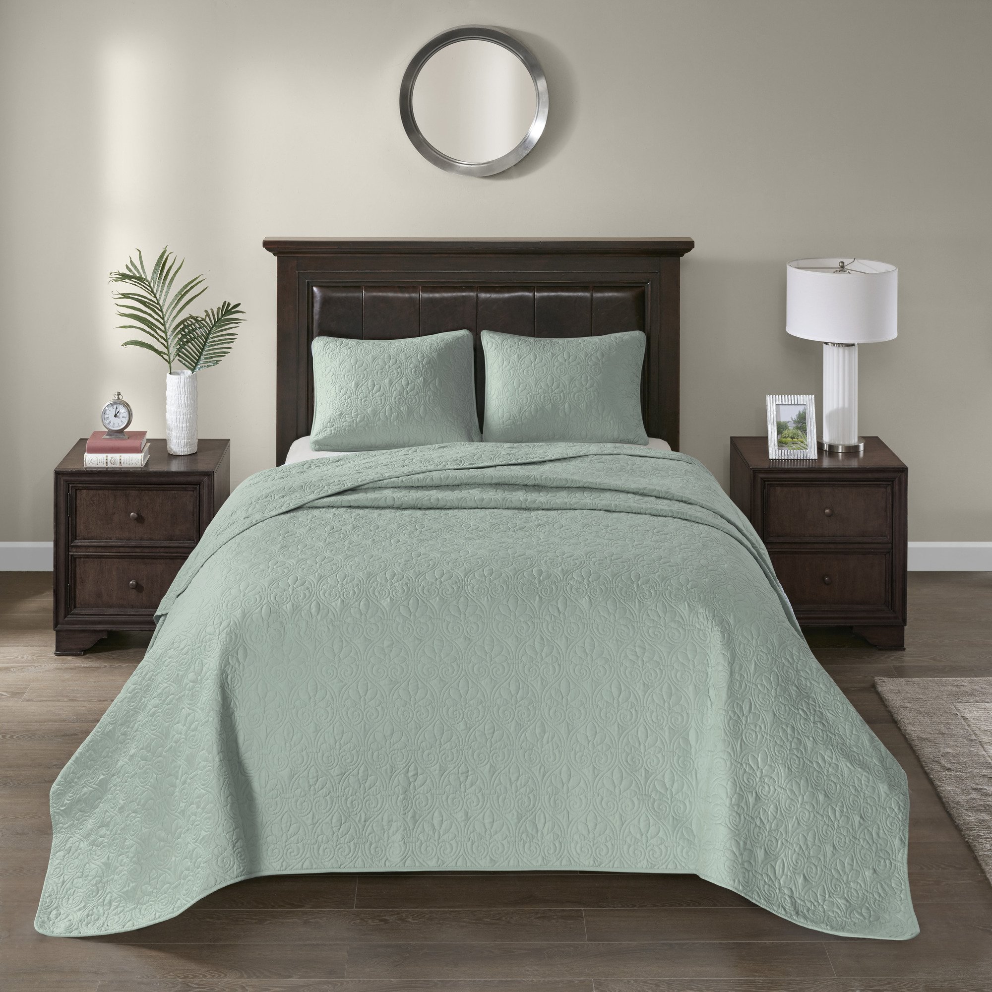 Madison Park Quebec King Size Quilt Set - Ultra Soft Microfiber Bedding, 3-Piece Seafoam Damask Pattern - Perfect for Master Bedroom, Guest Room & Cozy Home Decor