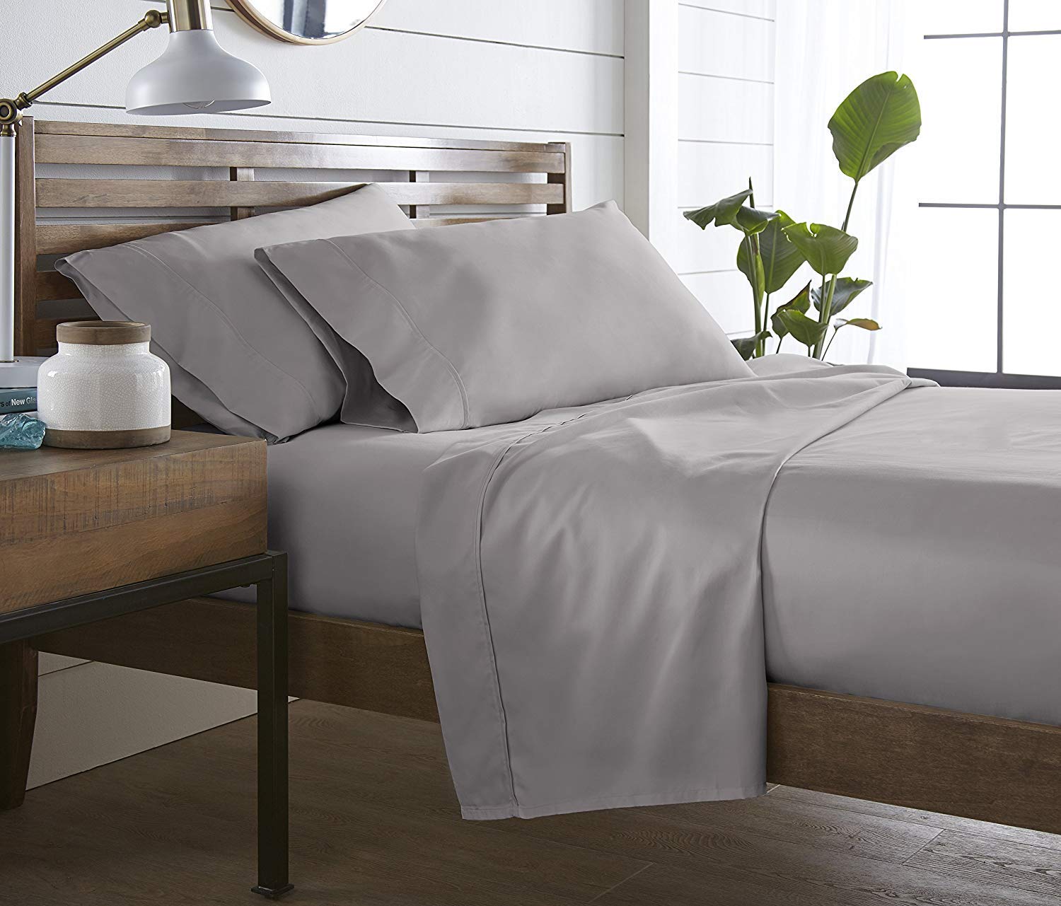 Premium 1800 Thread Count Egyptian Cotton Sheet Set - 6 Piece (1 Fitted, 1 Flat, 4 Pillowcases) for Grand King Size Bed (80x98 Inches), Deep Pocket Fits 10-12 Inch Mattress - Solid Silver Grey - Ultra Soft & Breathable Luxury Bedding for Hotels, Guest Rooms & Master Bedrooms