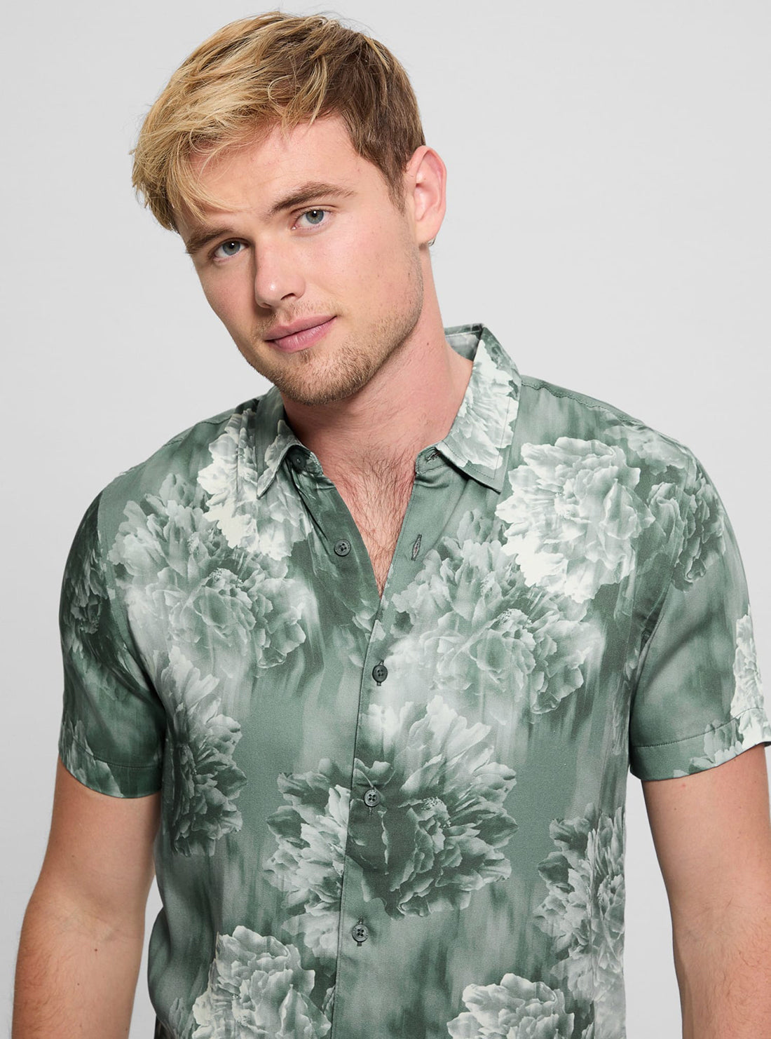 Stylish Green Wayco Floral Print Shirt for Men - Perfect for Summer Outfits, Beach Vacations & Casual Wear