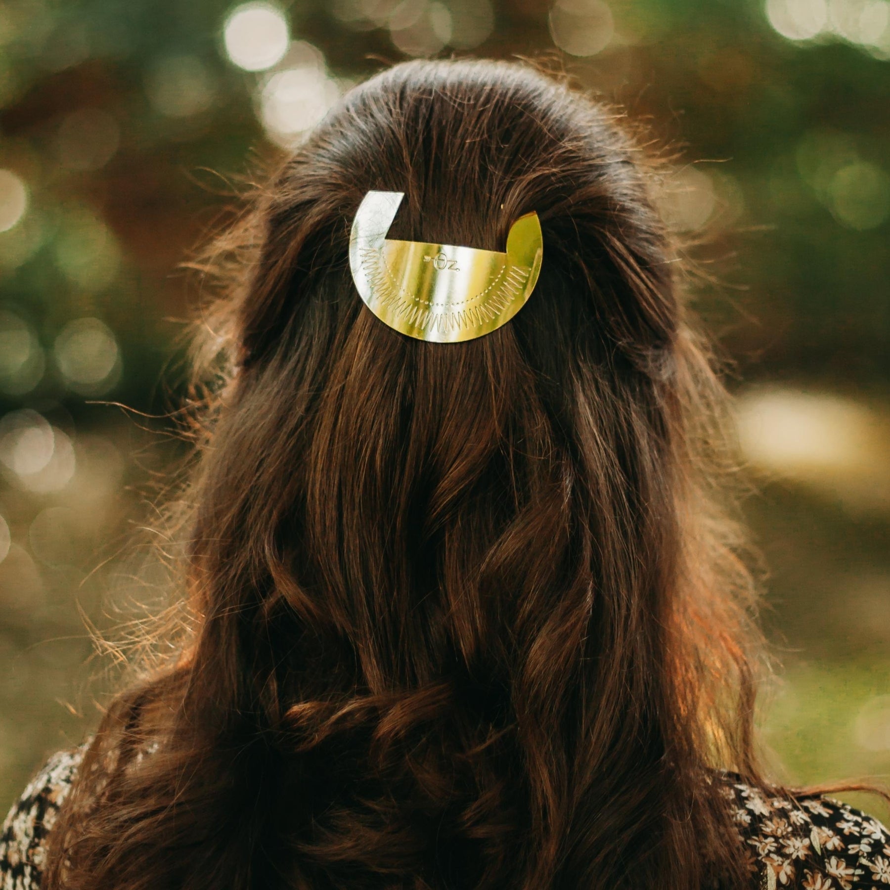 Golden Barrette Hair Clip - Elegant Hair Accessory for Women & Girls - Perfect for Weddings, Parties & Everyday Styling