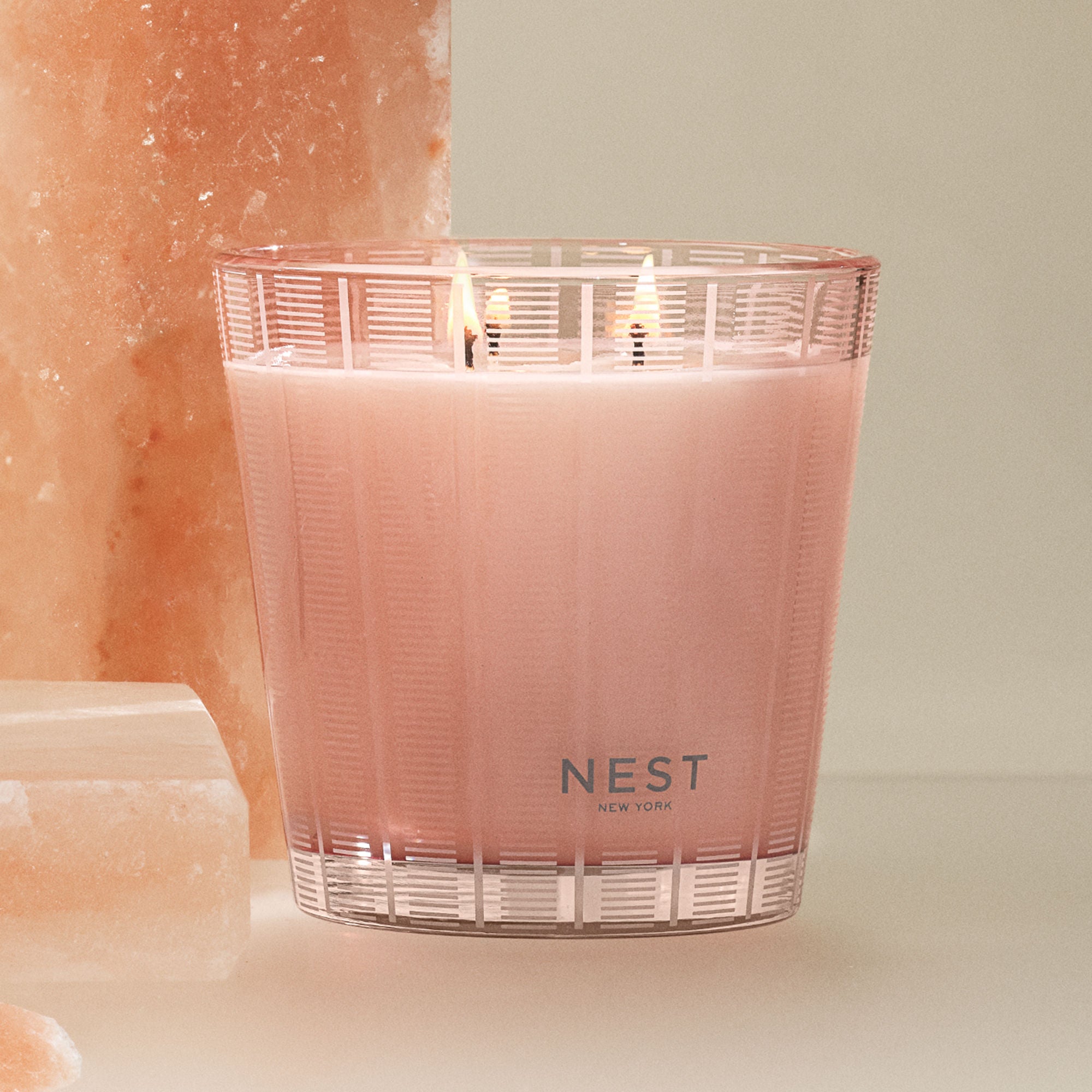 Himalayan Salt & Rosewater Scented Candle - Natural Aromatherapy for Relaxation, Meditation & Home Decor - Perfect for Spa, Yoga & Bedroom Ambiance